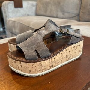 Fiorentini + Baker: awesome platform sandal Size 38